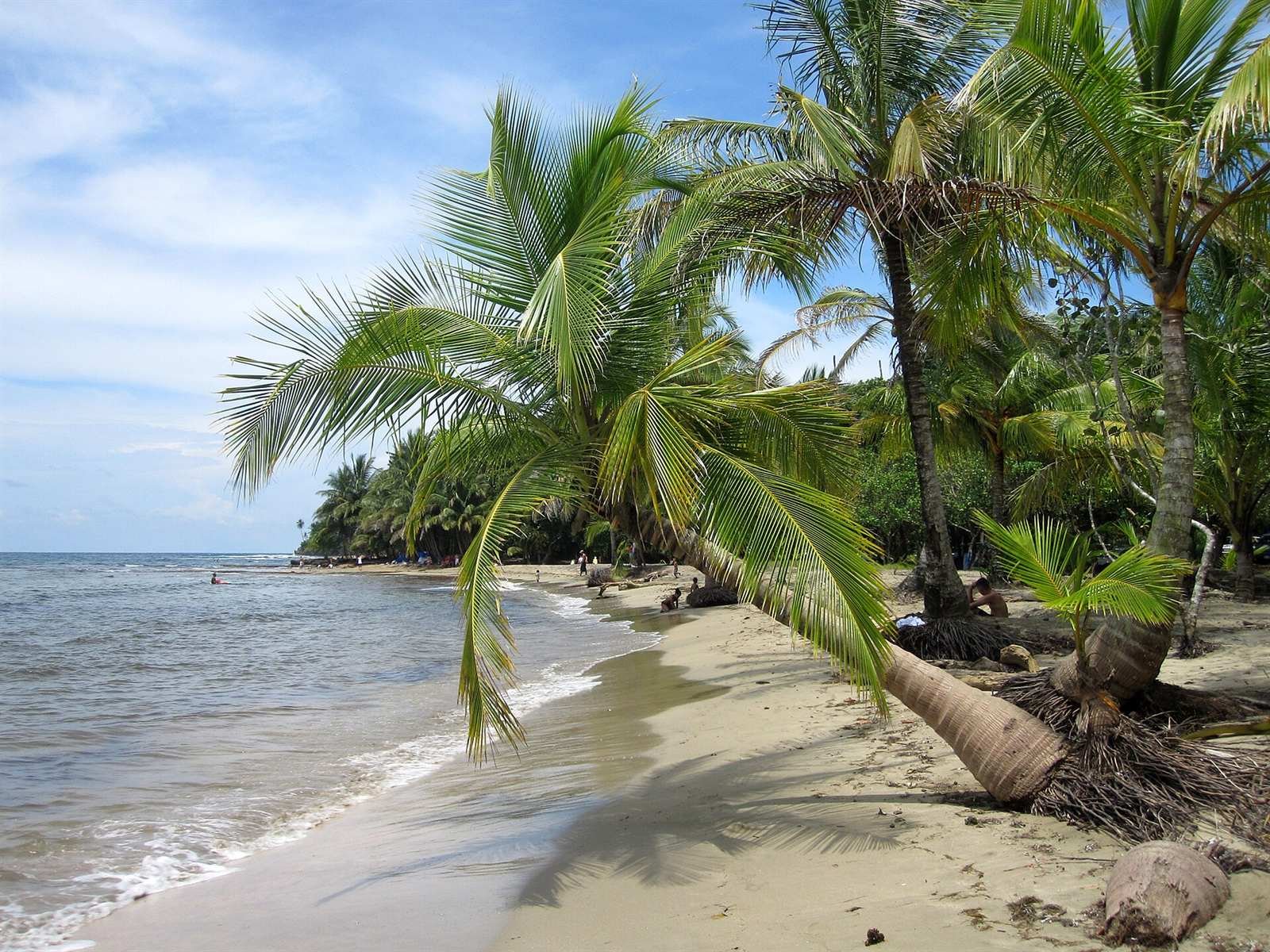 Manzanillo and Gandoca-Manzanillo · 24 km